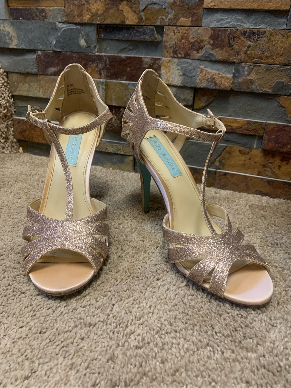Blue by Betsey Johnson SB-Tee 8 - Picture 2 of 6